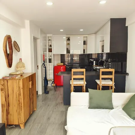 Апартаменты 5 Min Ferry To Lisbon - Balcony - 2br