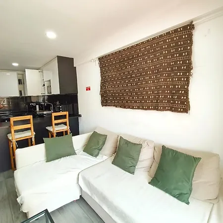 5 Min Ferry To Lisbon - Balcony - 2br Апартаменты Алмада